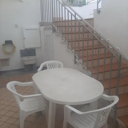 A Un Passo Dal Mare Apartment